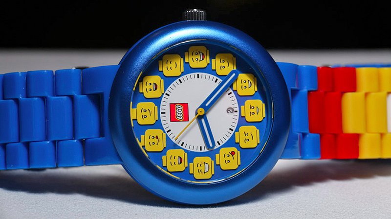 Illustration for article titled Así son los divertidos y coloristas nuevos relojes de Lego